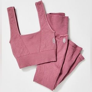 Free People Good Karma Tile Textured Set